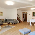Oiassoenea - Magnifica Vivienda Familias Y Grupos En Irun