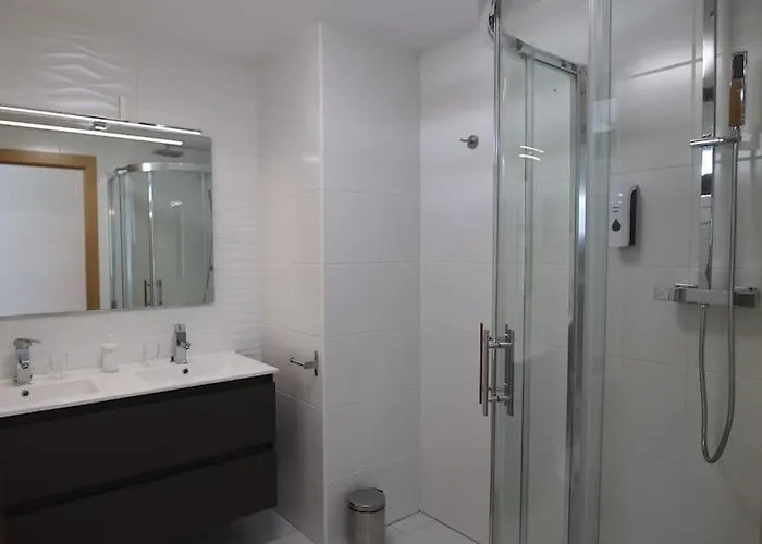 Oiassoenea - Magnifica Vivienda Familias Y Grupos En Irun