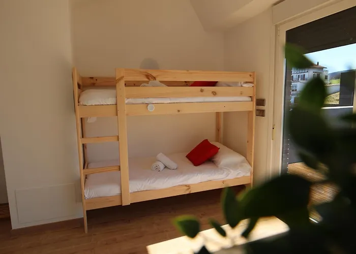 Oiassoenea - Magnifica Vivienda Familias Y Grupos En Irun