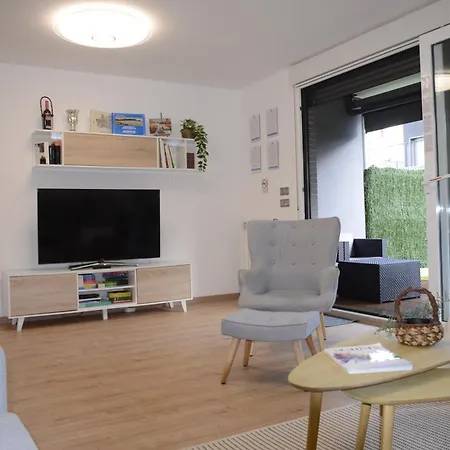 Feriehus Oiassoenea - Magnifica Vivienda Familias Y Grupos En Irun
